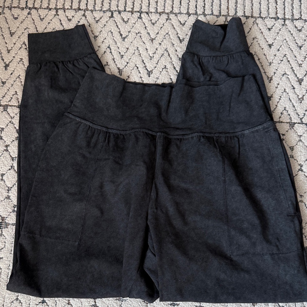 Athleta Charcoal Leggings Size M